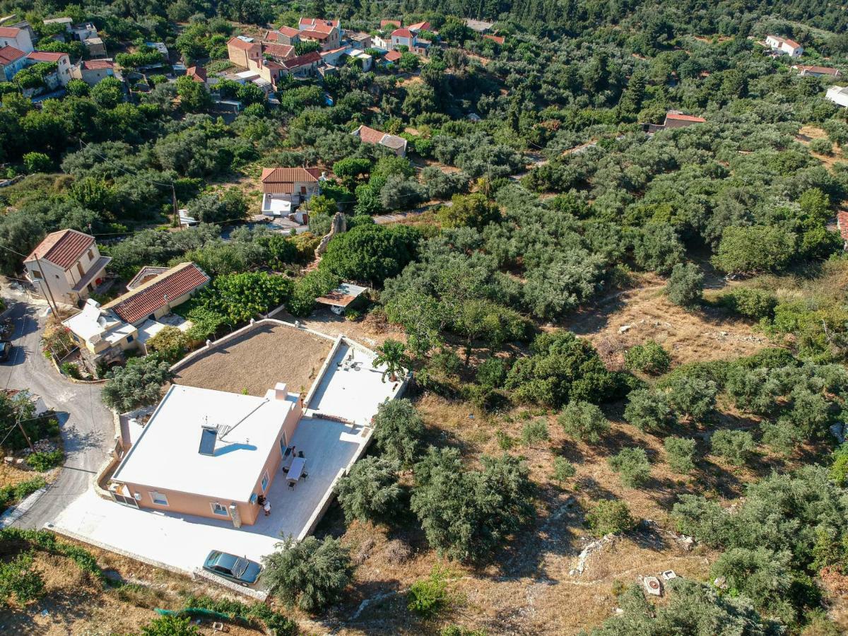 Panorama Country Residence Tzitzifes Luaran gambar