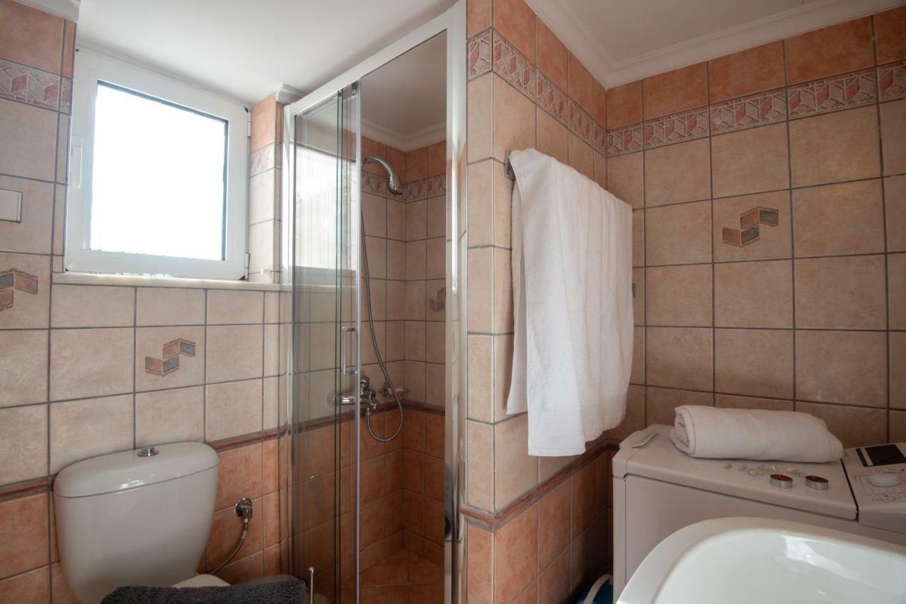 Panorama Country Residence Tzitzifes Luaran gambar