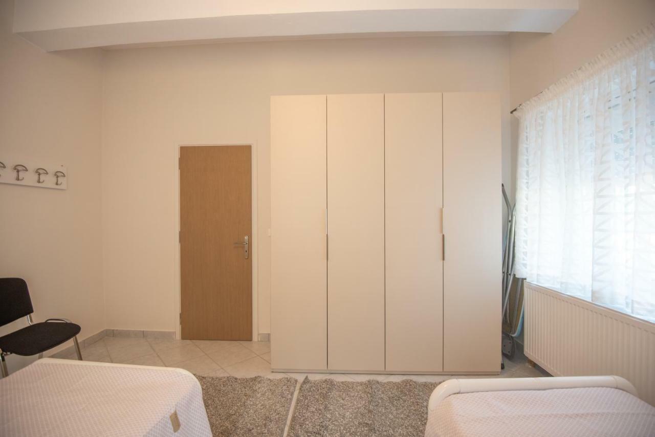 Panorama Country Residence Tzitzifes Luaran gambar